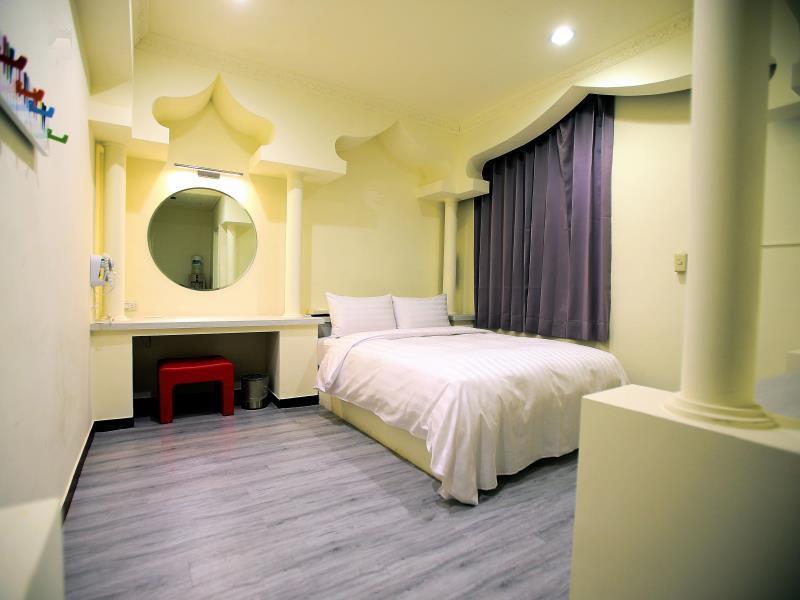 Anshun Hotel Taichung Bagian luar foto