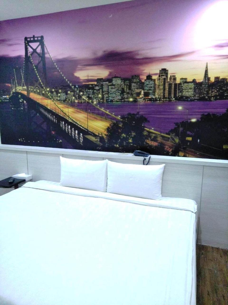 Anshun Hotel Taichung Bagian luar foto