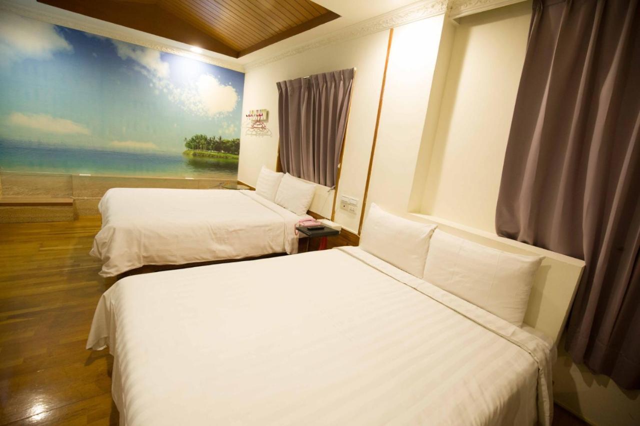 Anshun Hotel Taichung Bagian luar foto